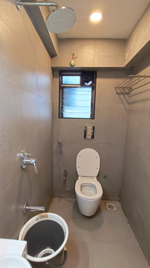 J R Residency Hotel Navi Mumbai Kültér fotó