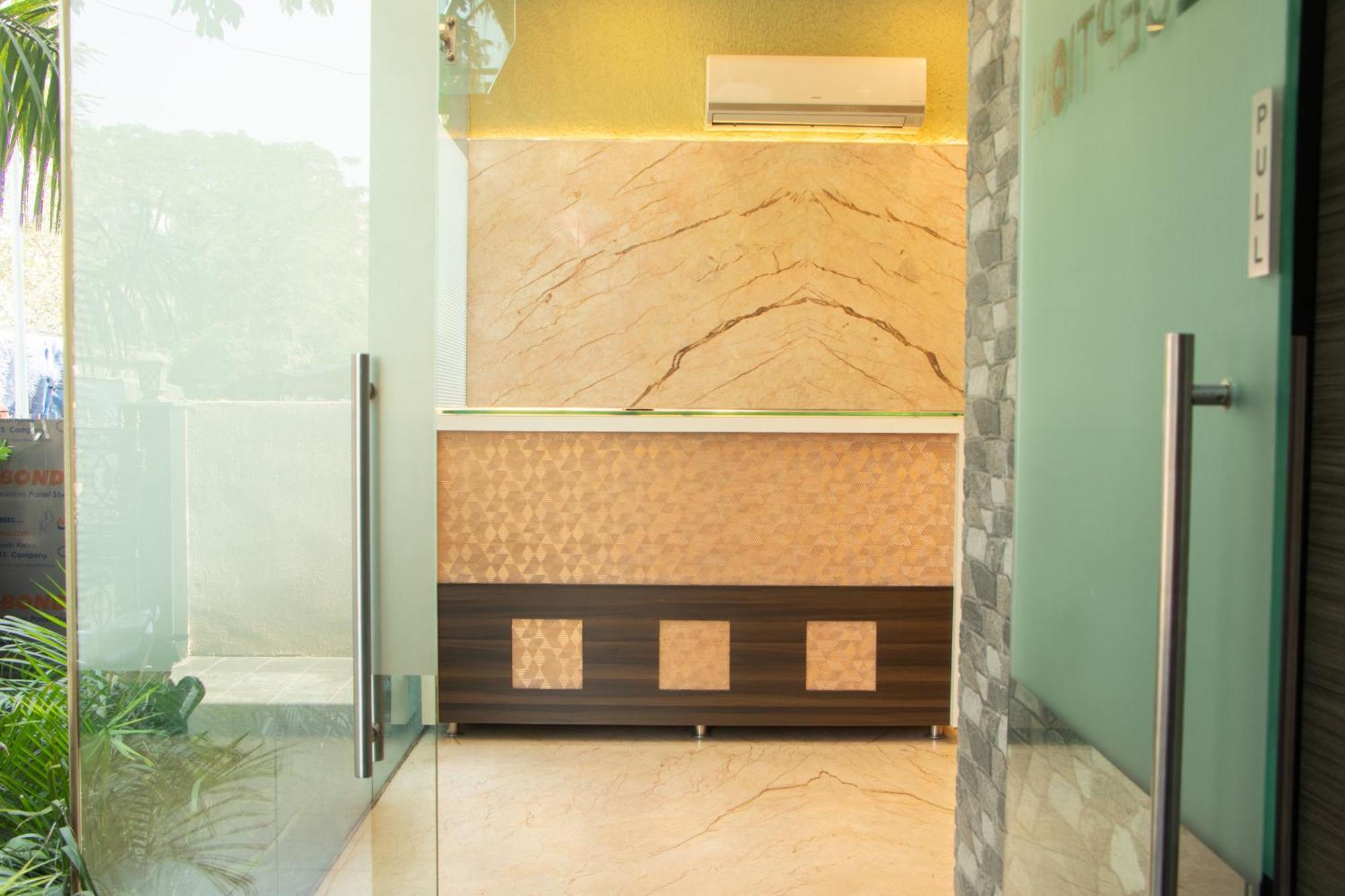 J R Residency Hotel Navi Mumbai Kültér fotó